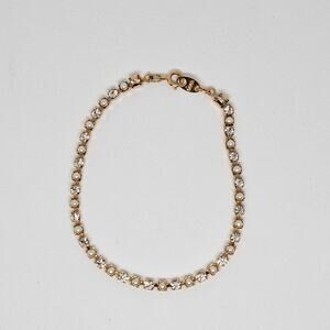 Vintage Avon Faux Pearl Rhinestone Gold Tone Bracelet 8"